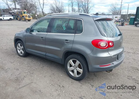 2010 Volkswagen Tiguan Wolfsburg Edition from USA, damaged, VIN WVGAV7AX3AW529317
